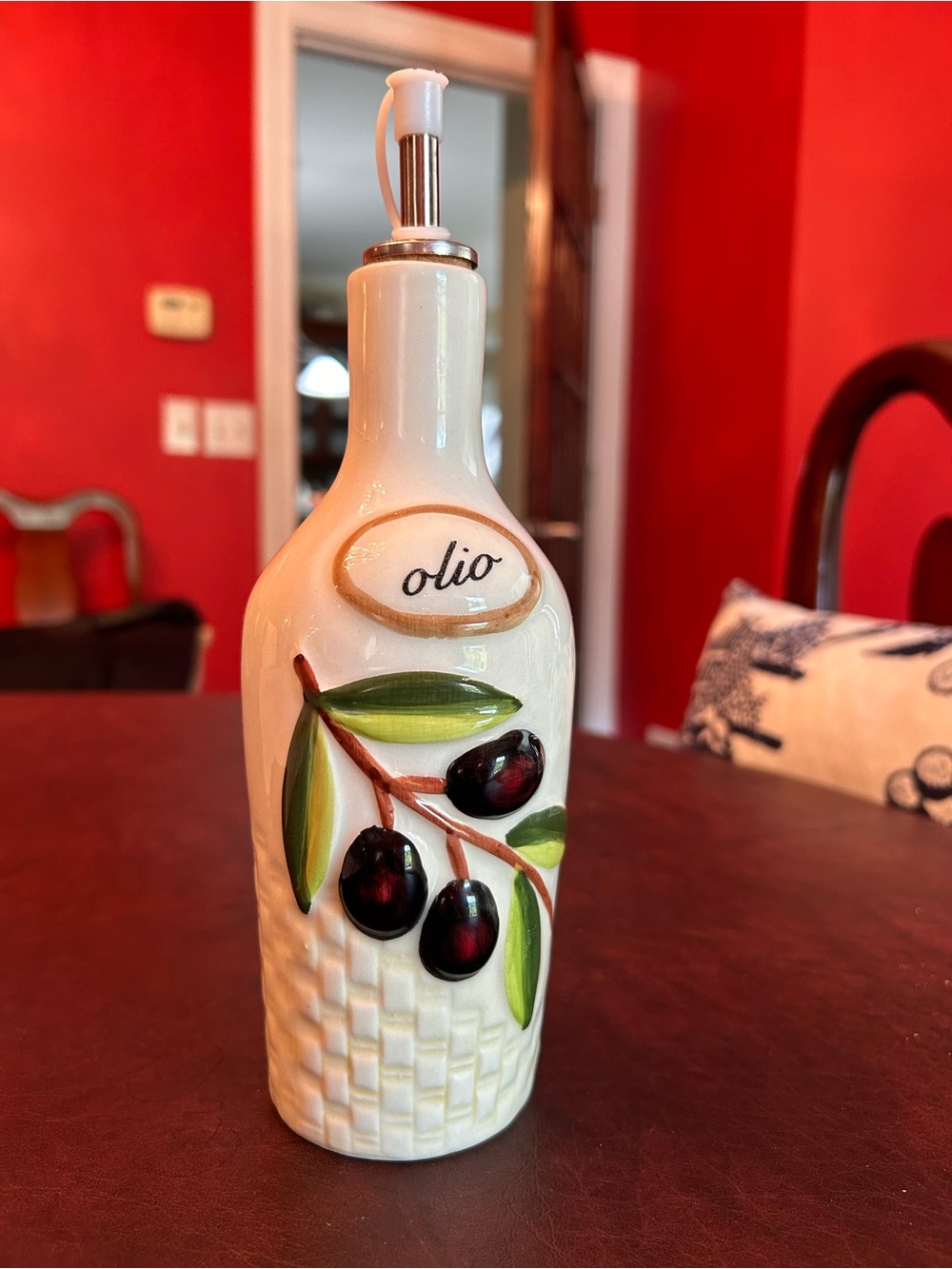 Ceramic Olio Olive Oil Dispenser Bottle - Cream with Olive Motif